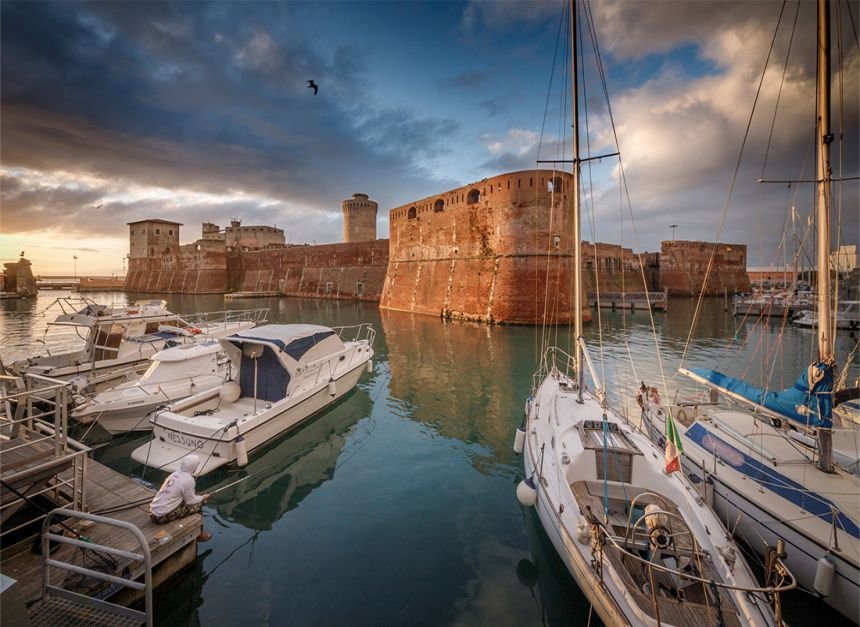 rinnova la tua patente a livorno